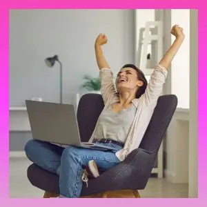 woman relaxed with laptop