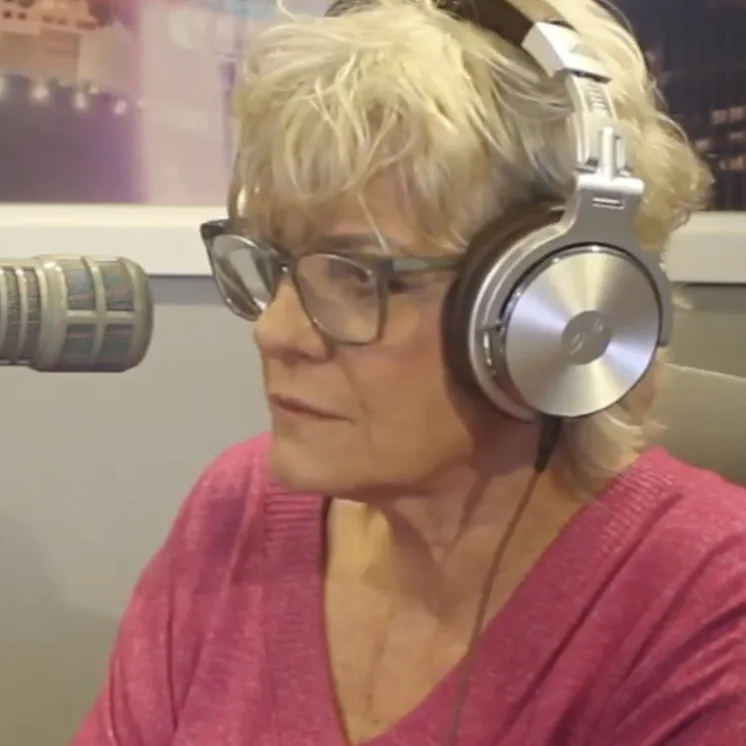 aging parents talking about moving a guide featured